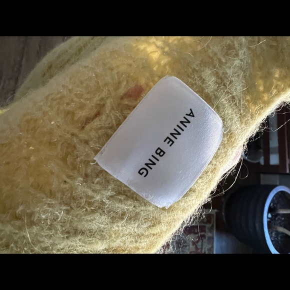 Annie bing sweater - Picture 3 of 4